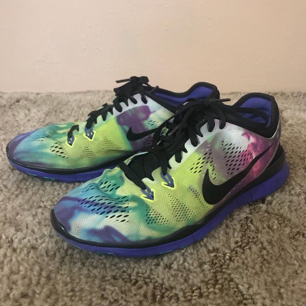 Women’s Nike Free Run Tennis Shoe